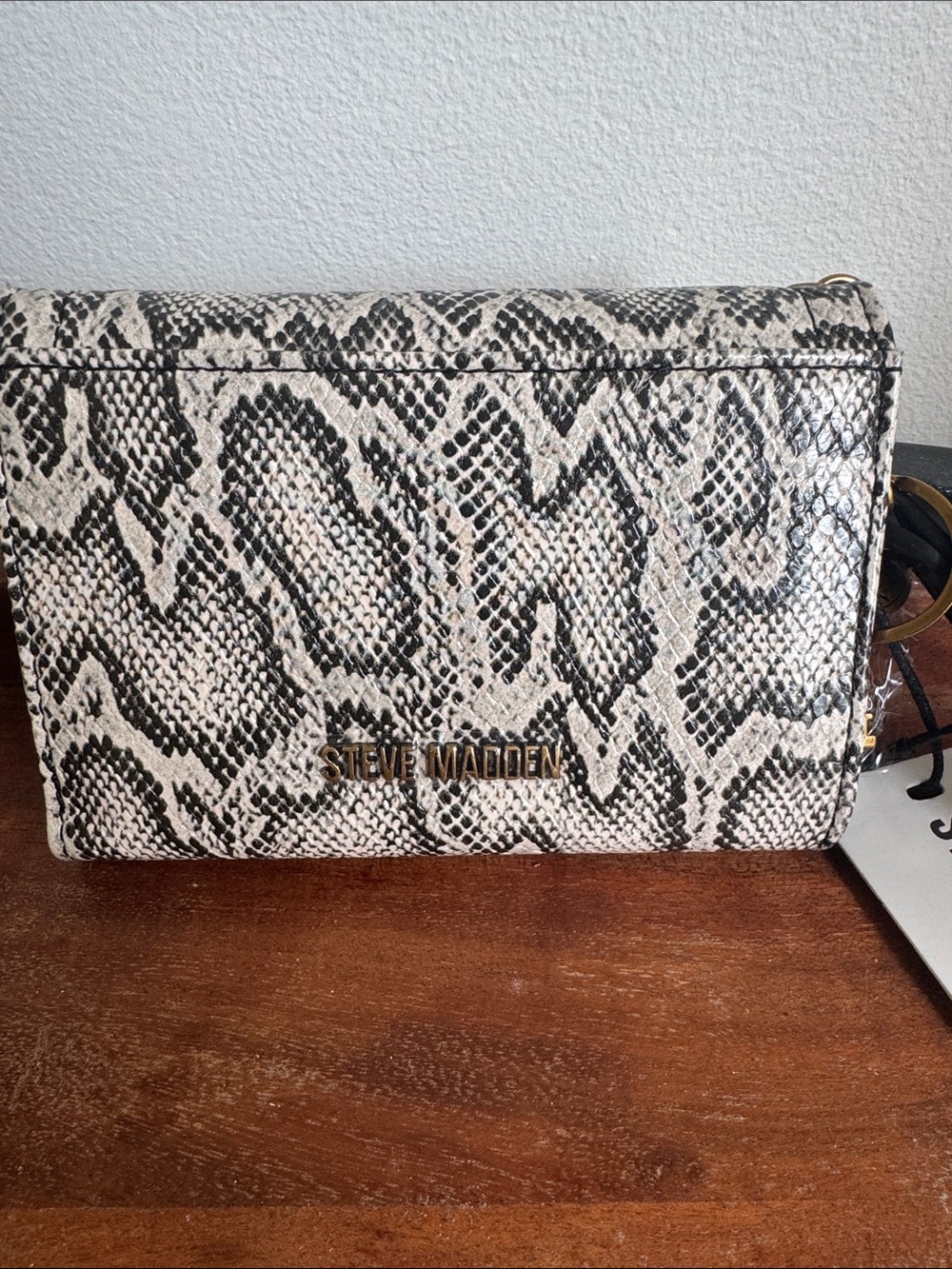 Steve Madden NWT Snake-Print Wristlet - Picture 5 of 10